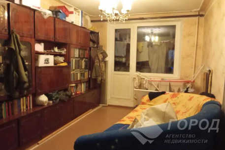 Продам 3-х кімнатну квартиру, ХТЗ, Хролы пос., Код: 795357/2