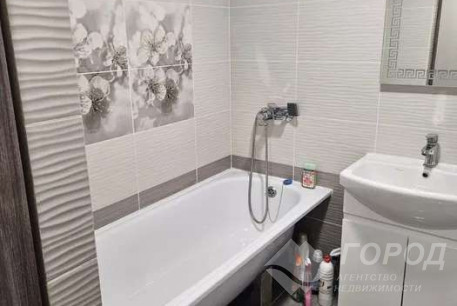 Сдам гостинку, Гагарина проспект, Защитников Украины метро (Площадь Восстания), Код: 795869/3