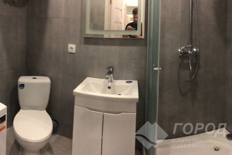 Продам 1-кімнатну квартиру в новобудові, Центр, Код: 796158/1