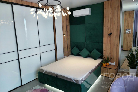 Продам 3-х кімнатну квартиру, Центр, Госпром метро, Код: 796171/1