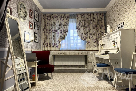 Продам 1-кімнатну квартиру, Новые дома, Коммунальный рынок, Код: 796229/1