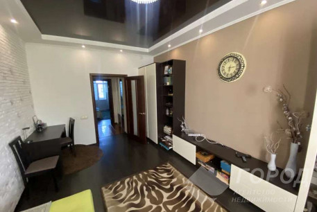 Продам 2-х кімнатну квартиру, Гагарина проспект, Защитников Украины метро (Площадь Восстания), Код: 796328/1