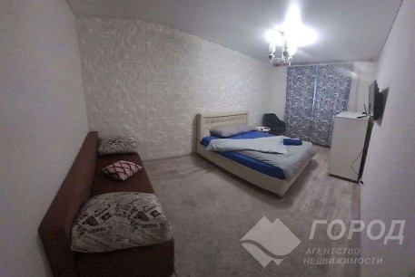Продам 1-кімнатну квартиру, Гагарина проспект, Код: 796361/1