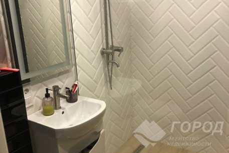 Продам 1-кімнатну квартиру в новобудові, ХТЗ, ХТЗ метро, Код: 796436/1