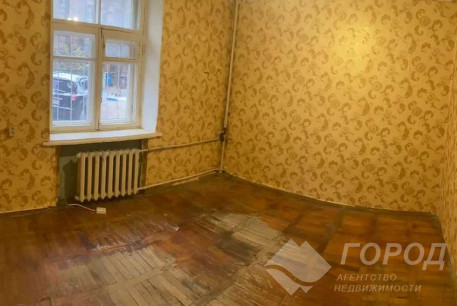 Продам 3-х кімнатну квартиру, Центр, Код: 796443/3