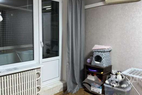 Продам 4-х кімнатну квартиру, Алексеевка, Остановка Школьная, Код: 796458/1