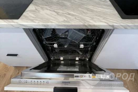 Продам 2-х кімнатну квартиру в новобудові, Центральный рынок, Код: 796558/1