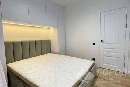 Продам 2-х кімнатну квартиру в новобудові, Центральный рынок, Код: 796558/1