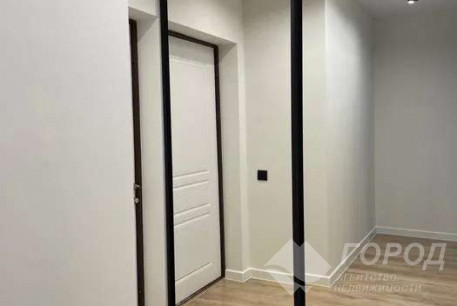 Продам 2-х кімнатну квартиру в новобудові, Центральный рынок, Код: 796558/1