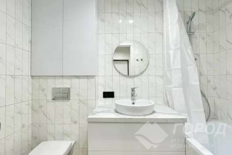 Продам 2-х кімнатну квартиру в новобудові, Центральный рынок, Код: 796558/1