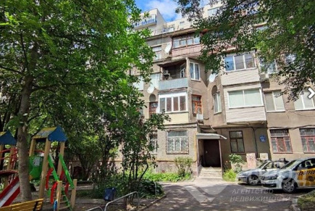 Продам 3-х кімнатну квартиру, Центр, Код: 796629/3