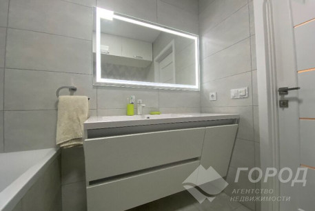 Продам 3-х кімнатну квартиру в новобудові, Жуковского, Код: 796647/1