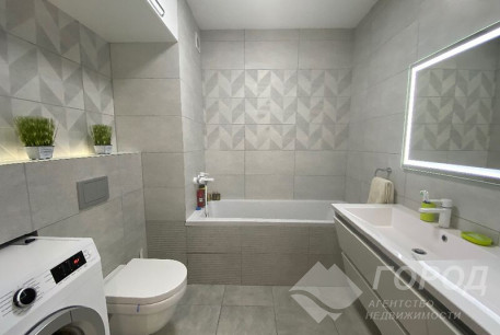 Продам 3-х кімнатну квартиру в новобудові, Жуковского, Код: 796647/1