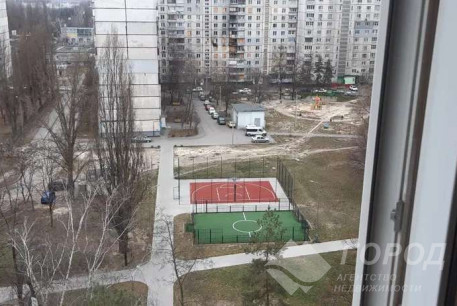 Продам 4-х кімнатну квартиру, Салтовка, 522 м/р, Код: 796716/1