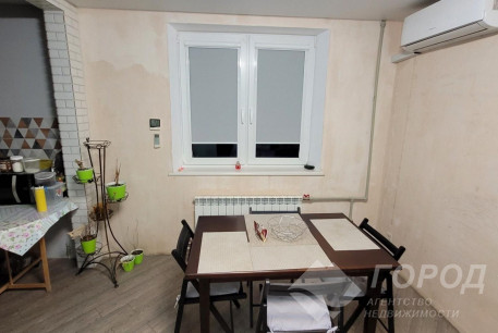 Продам 3-х кімнатну квартиру, Рогань, Горизонт, Код: 796739/1