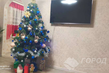 Продам 3-х кімнатну квартиру, Дергачевский р-н, Солоницевка пгт., Код: 796849/1