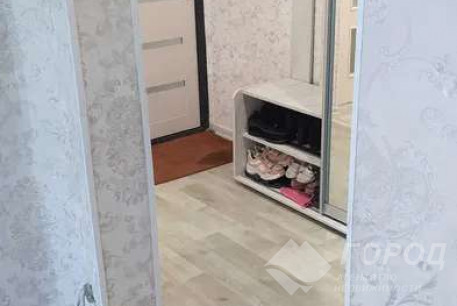 Продам 3-х кімнатну квартиру, Дергачевский р-н, Солоницевка пгт., Код: 796849/1