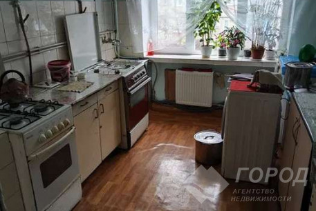 Сдам гостинку, ХТЗ, ХТЗ метро, Код: 796893/1