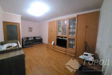 Продам 1-кімнатну квартиру, Рогань, Роганский ж/м, Код: 796914/1