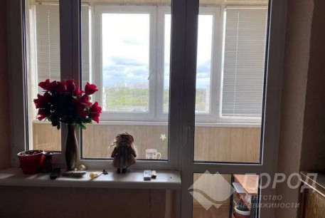 Продам 3-х кімнатну квартиру, Рогань, Код: 796942/1