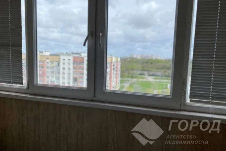Продам 3-х кімнатну квартиру, Рогань, Код: 796942/1