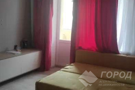 Продам 4-х кімнатну квартиру, Одесская, Код: 797056/2