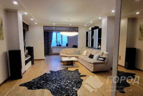 Продам 3-х кімнатну квартиру, , Код: 797088/1