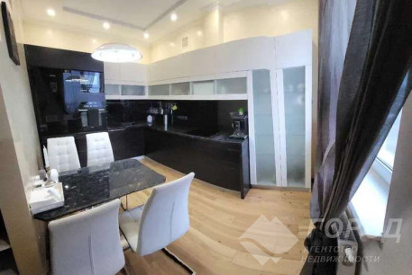 Продам 3-х кімнатну квартиру, , Код: 797088/1