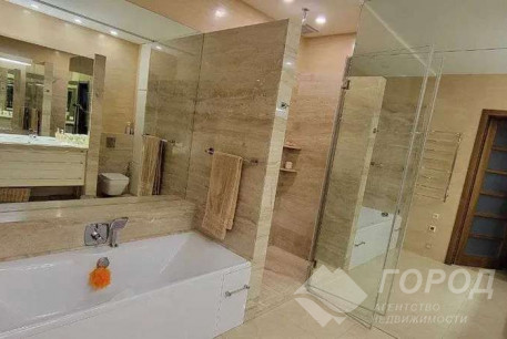 Продам 3-х кімнатну квартиру, , Код: 797088/1