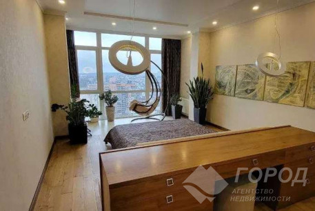 Продам 3-х кімнатну квартиру, , Код: 797088/1