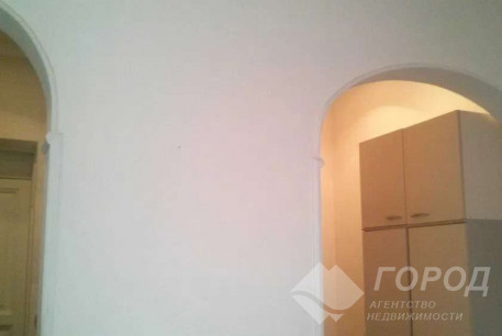 Продам гостинку, Центр, Ярослава Мудрого пл., Код: 797130/4