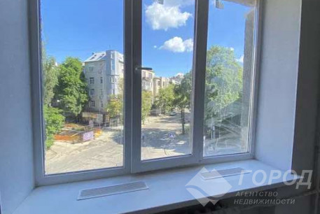 Продам гостинку, Центр, Госпром метро, Код: 797154/1