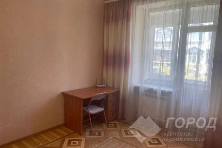 Продам 2-х кімнатну квартиру, Центр, Ярослава Мудрого пл., Код: 797177/7