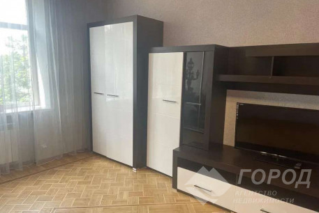 Продам 2-х кімнатну квартиру, Центр, Ярослава Мудрого пл., Код: 797177/7