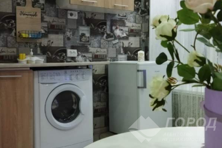 Продам 1-кімнатну квартиру, Центральный рынок, Код: 797212/9