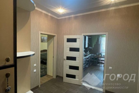 Продам 2-х кімнатну квартиру, Центр, Код: 797332/1