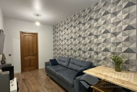 Продам 2-х кімнатну квартиру, Центр, Код: 797344/3