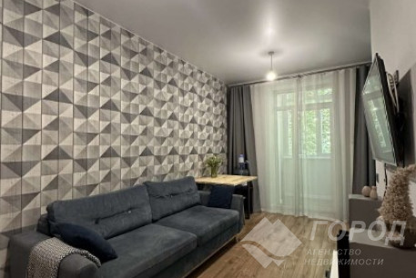 Продам 2-х кімнатну квартиру, Центр, Код: 797344/3