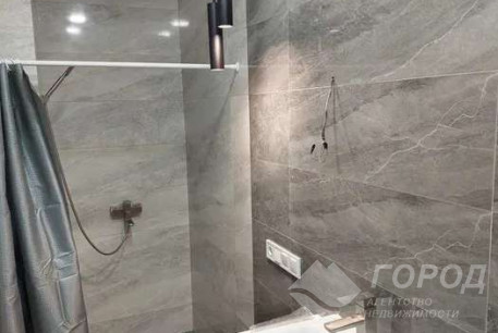 Сдам гостинку, Гагарина проспект, Защитников Украины метро (Площадь Восстания), Код: 797444/5