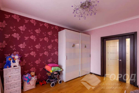 Продам 4-х кімнатну квартиру, Павлово поле, Код: 797609/1