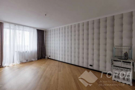 Продам 4-х кімнатну квартиру, Павлово поле, Код: 797609/1