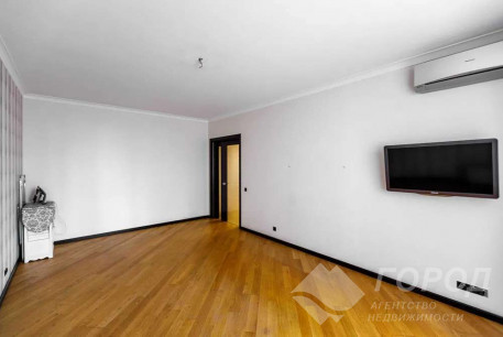 Продам 4-х кімнатну квартиру, Павлово поле, Код: 797609/1