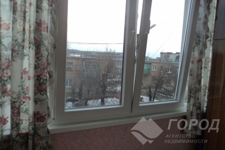 Продам 4-х кімнатну квартиру, Дергачевский р-н, Черкасская Лозовая, Код: 797684/1