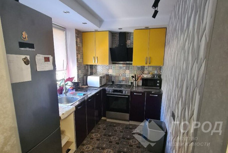 Продам 4-х кімнатну квартиру, Новые дома, Дворец спорта, Код: 797725/1