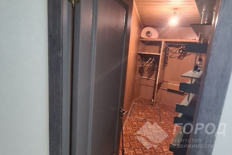 Продам 4-х кімнатну квартиру, Новые дома, Дворец спорта, Код: 797725/1