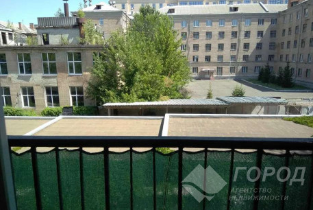 Продам 2-х кімнатну квартиру, Центр, Сумской рынок, Код: 797825/1