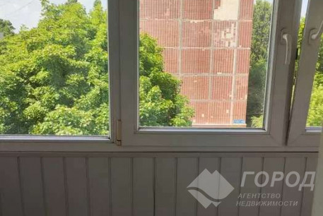 Продам 2-х кімнатну квартиру, Новые дома, Коммунальный рынок, Код: 798012/4