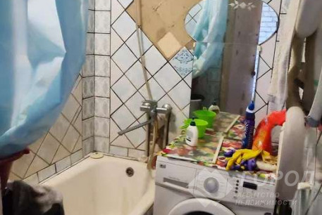 Продам 2-х кімнатну квартиру, Новые дома, Коммунальный рынок, Код: 798012/4