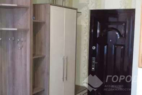 Сдам гостинку, Центральный рынок, Локомотив, Код: 798093/1