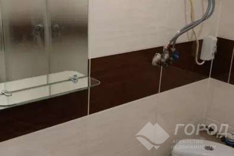 Сдам гостинку, Центральный рынок, Локомотив, Код: 798093/1